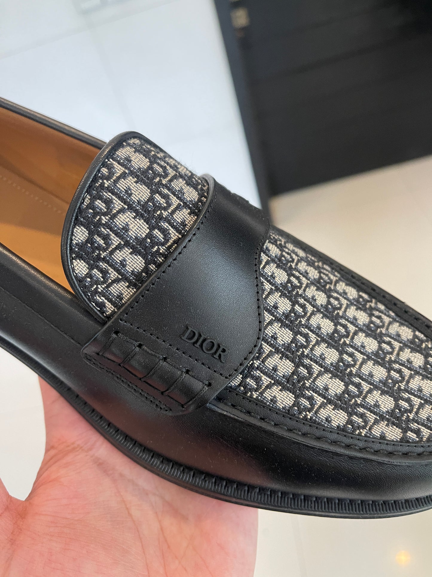 Dior